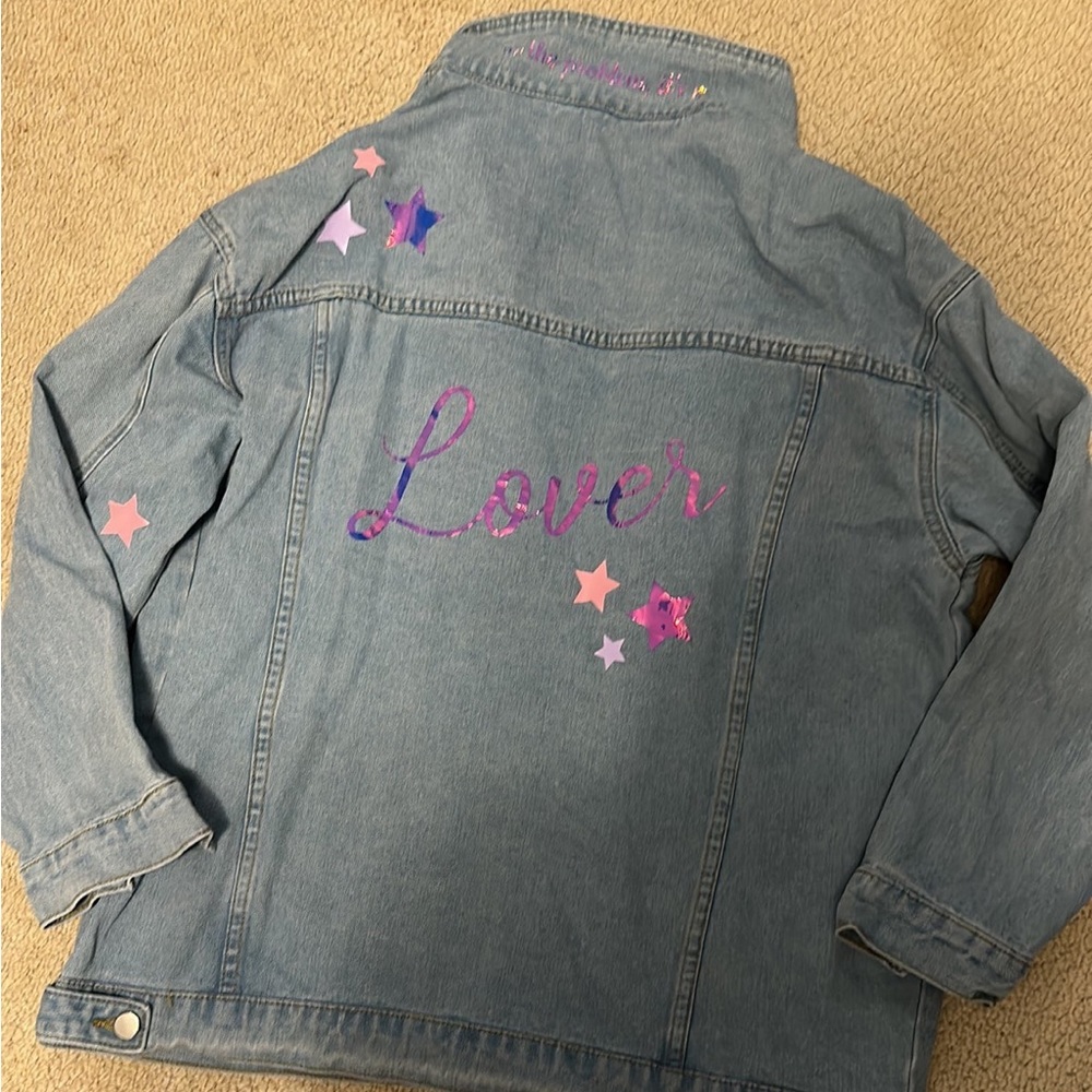 Loved Taylor swift Jean jacket